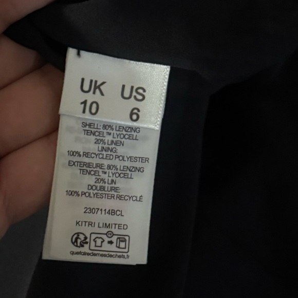 KITRI CONNIE CYGNUS AND LYRA PRINT MINI DRESS -
BLACK SWAN/LYRE - Picture 8 of 8